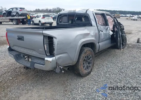 2021 Toyota Tacoma Sr5 V6 z USA, uszkodzony, nr VIN 5TFAZ5CN4MX110156